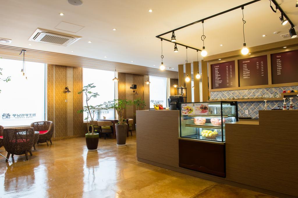 Pungnam Tourist Hotel Jeonju Extérieur photo