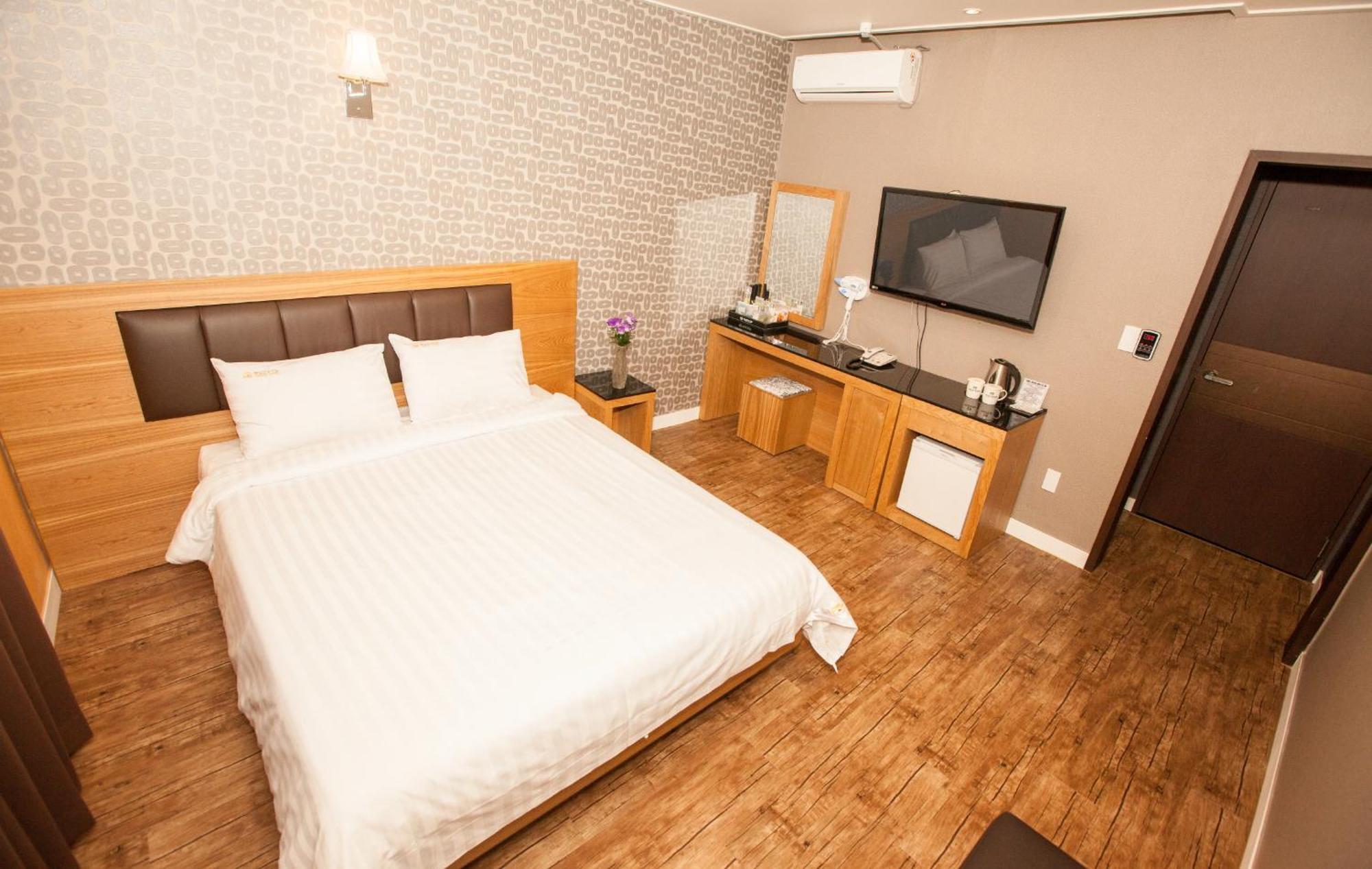 Pungnam Tourist Hotel Jeonju Extérieur photo